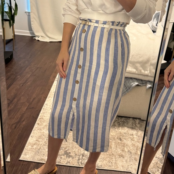 Beachy Casual Linen Striped Blue and White Button-Front Skirt - Picture 12 of 13